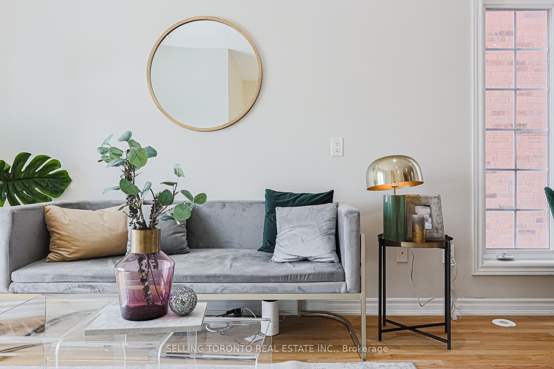 77 Zokol Drive photo 9