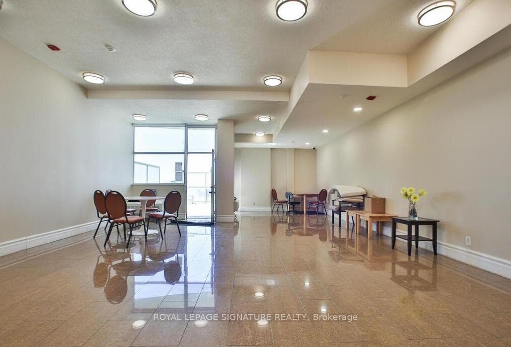 1600 Keele Street Unit 201 photo 28