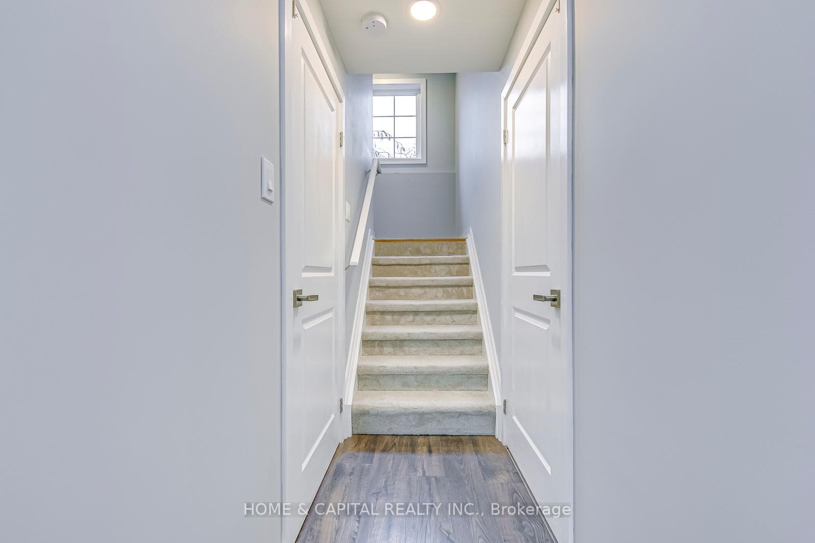 689 Gervais- Lower Level Terrace photo 16