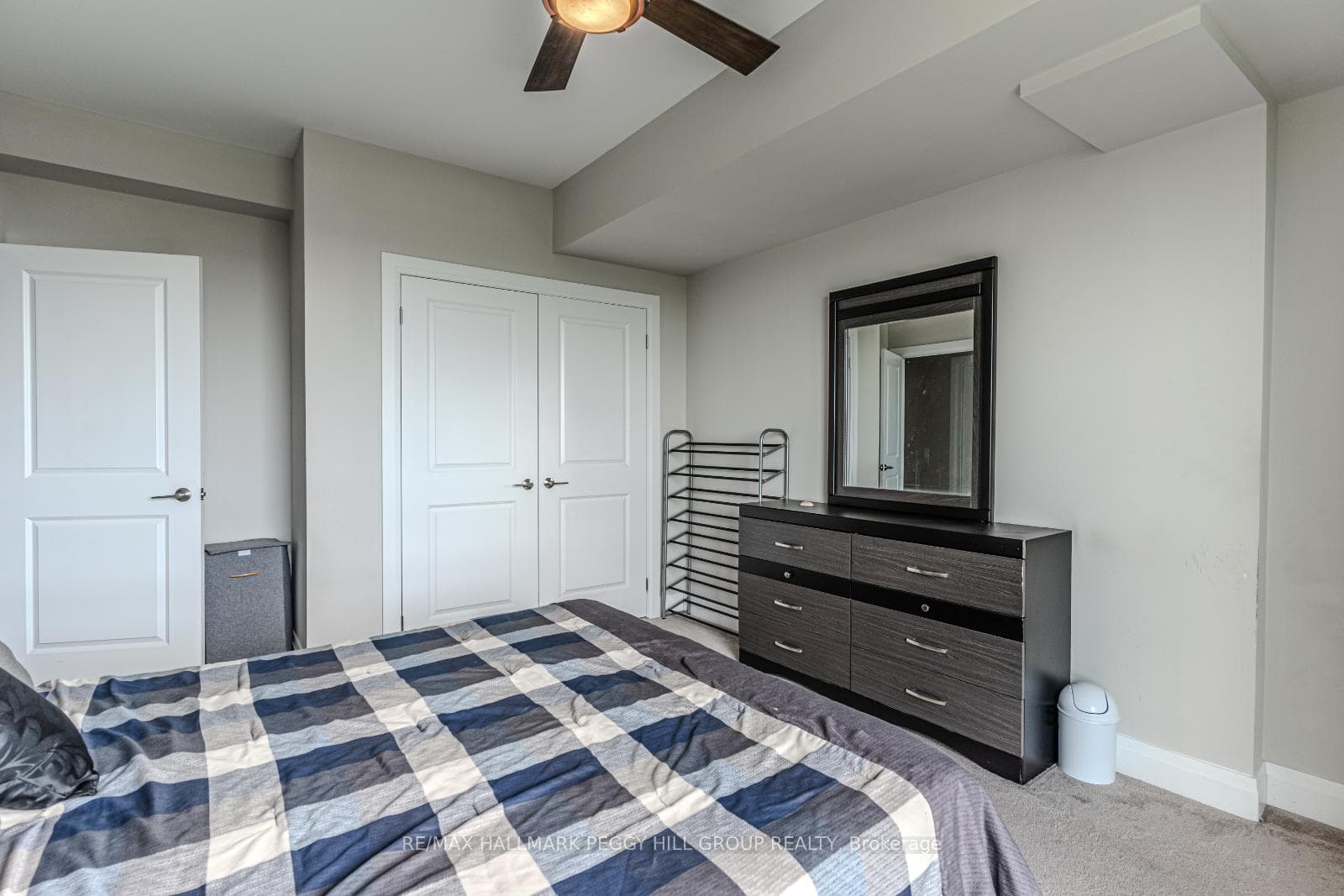 302 Essa Road Unit 501 photo 12