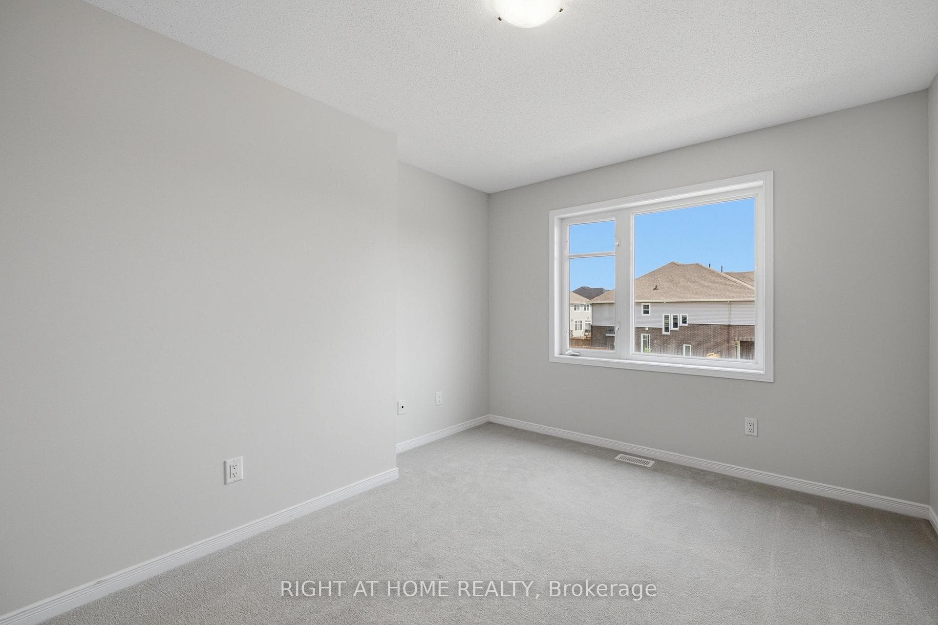 593 Edenwylde Drive photo 32
