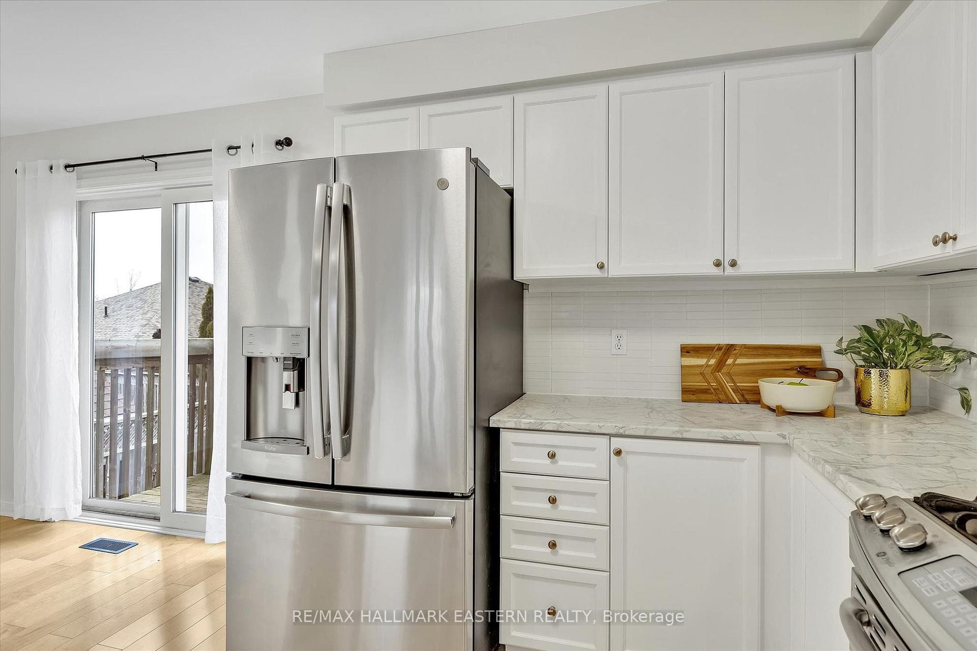 A fridge that supplies hot water!