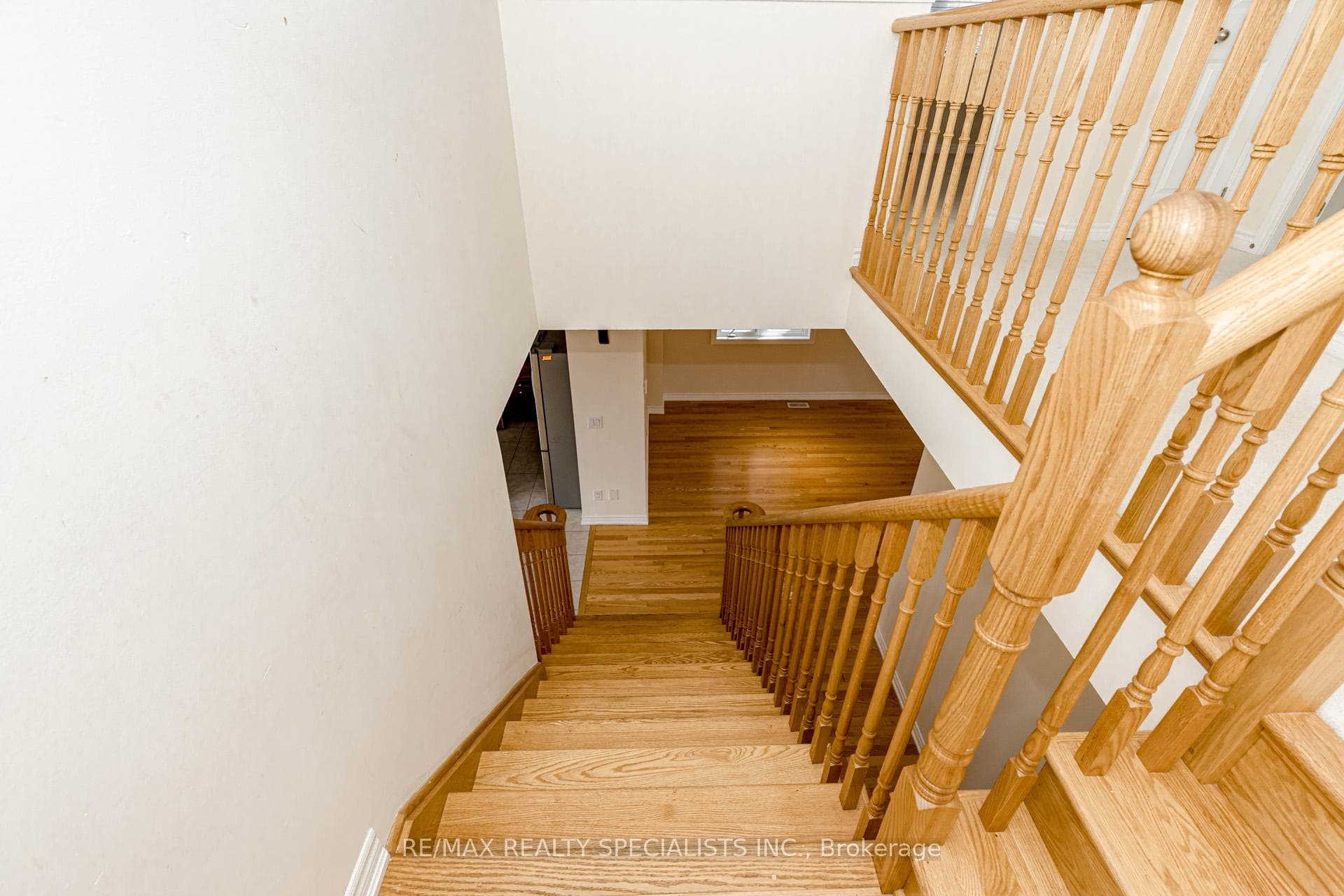 137 Savoline Boulevard photo 16
