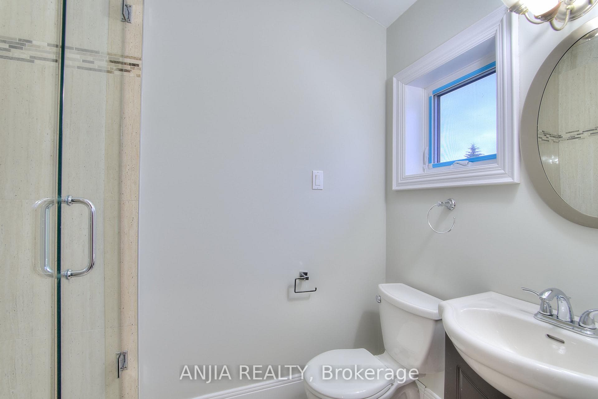 44 Bellini Avenue photo 25