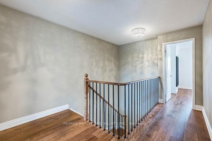 7389 Banffshire Court photo 18