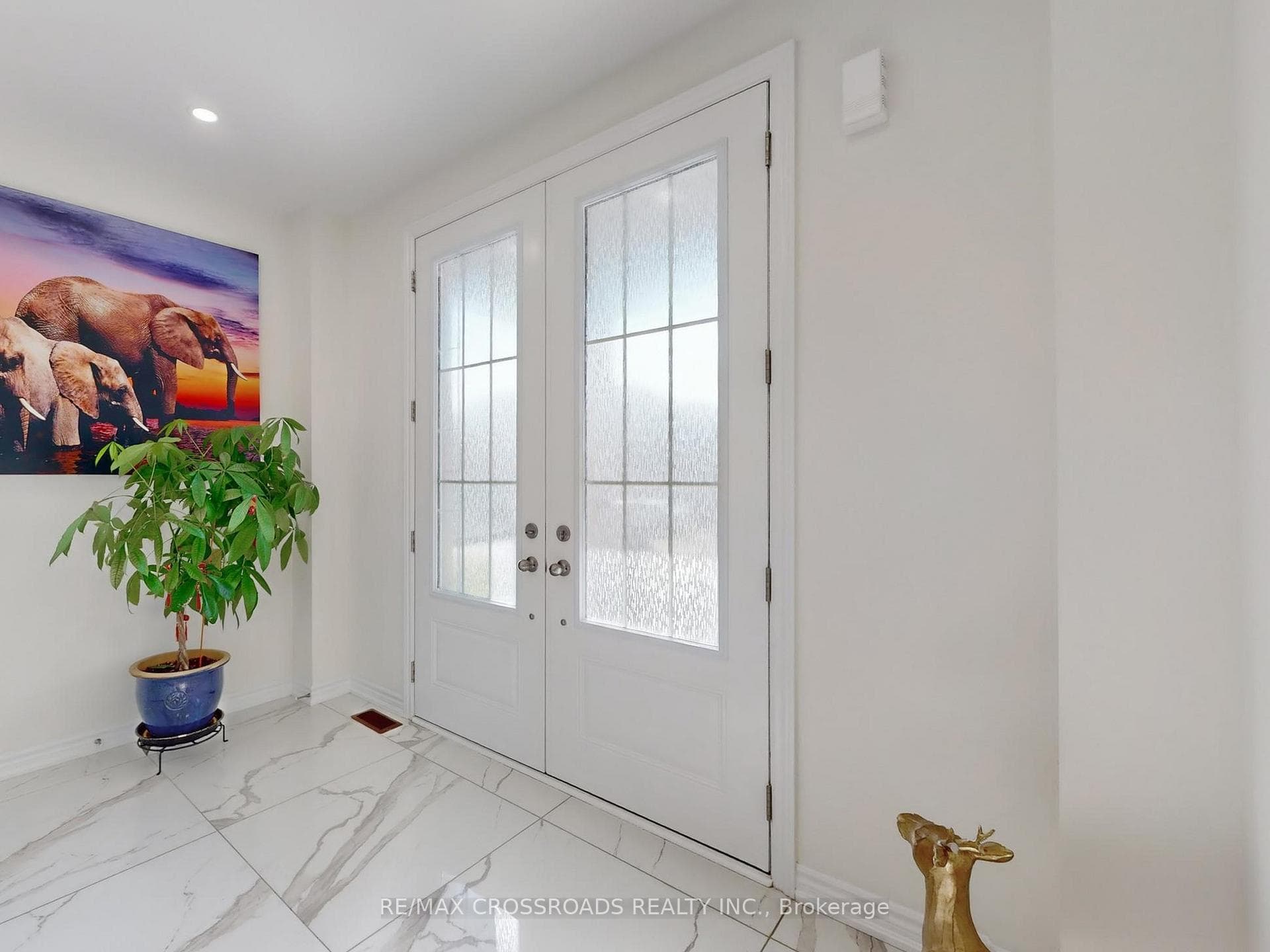 62 Kentledge Avenue photo 4