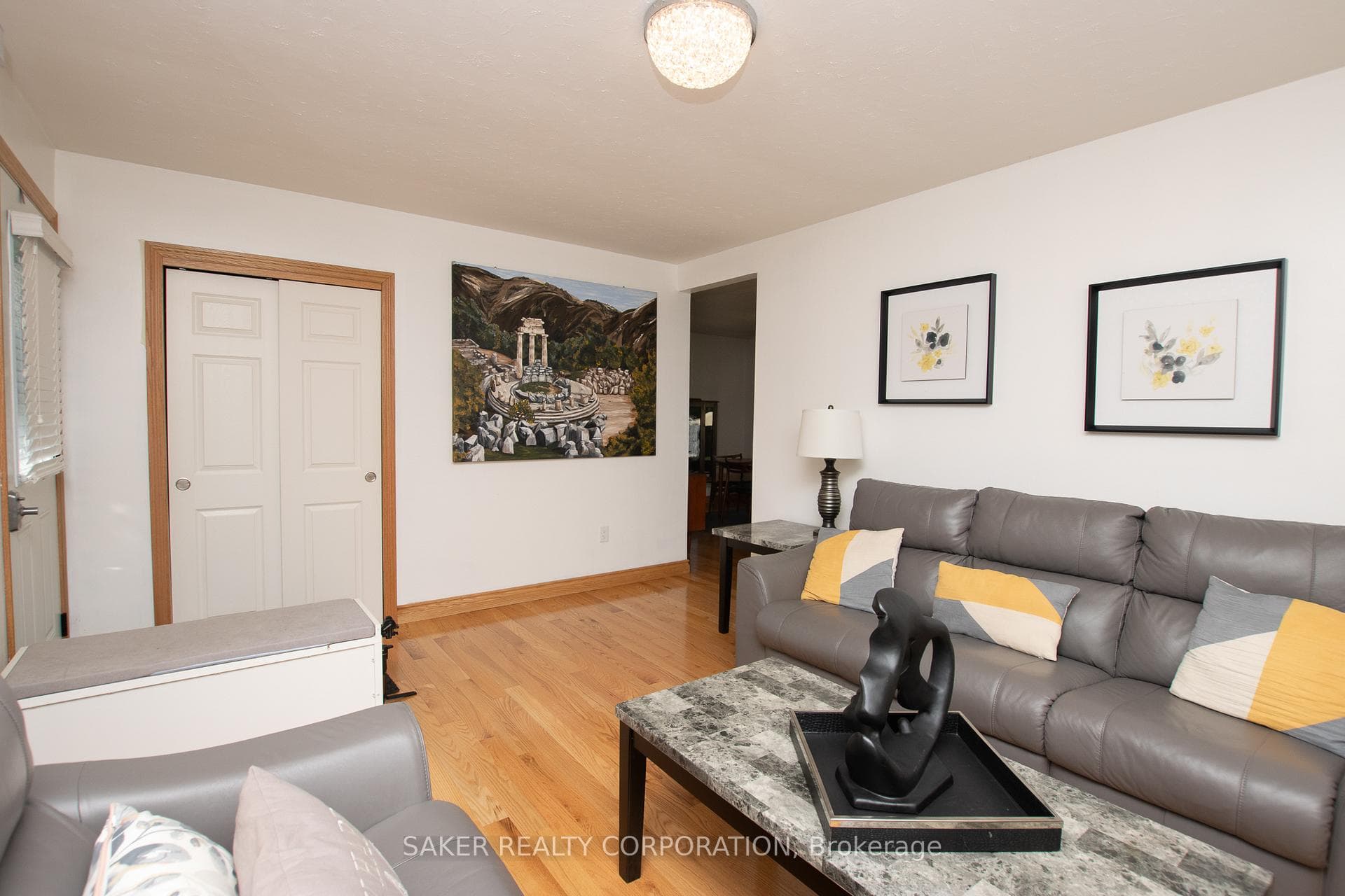 61 Delaware Street photo 9