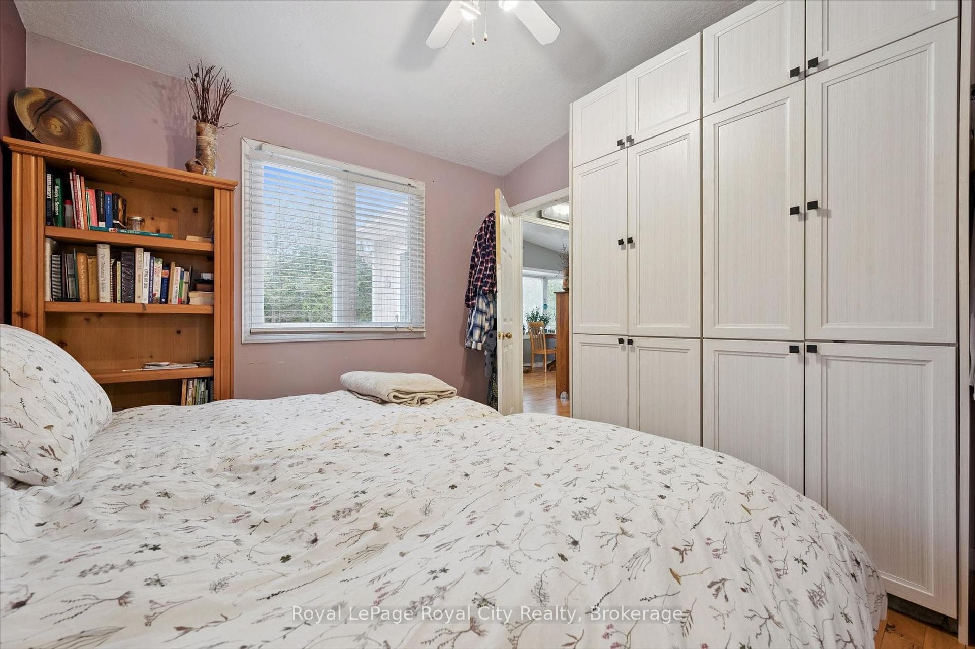 10 Spruce Avenue photo 19