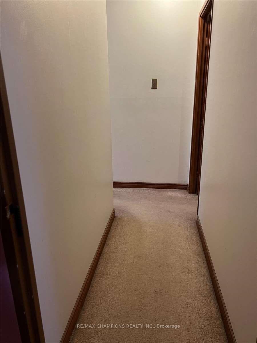 1275 Markham Road Unit 603 photo 12