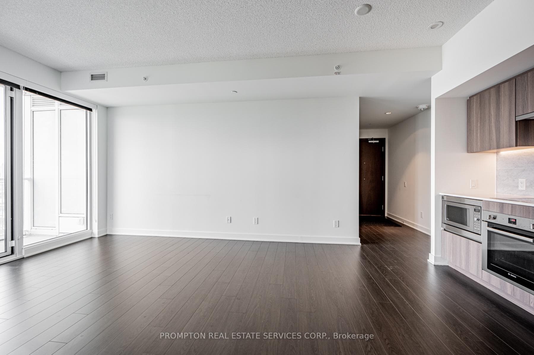 19 Bathurst Street Unit 3803 photo 9