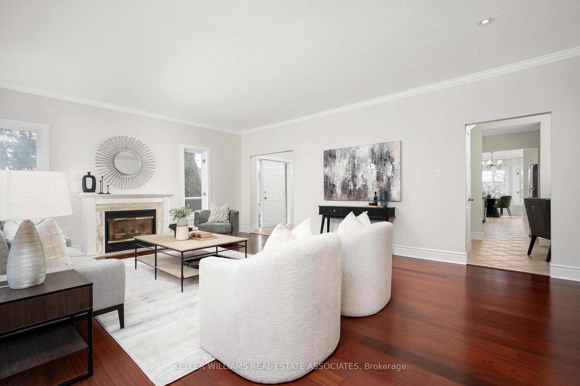 164 Allan Street photo 10