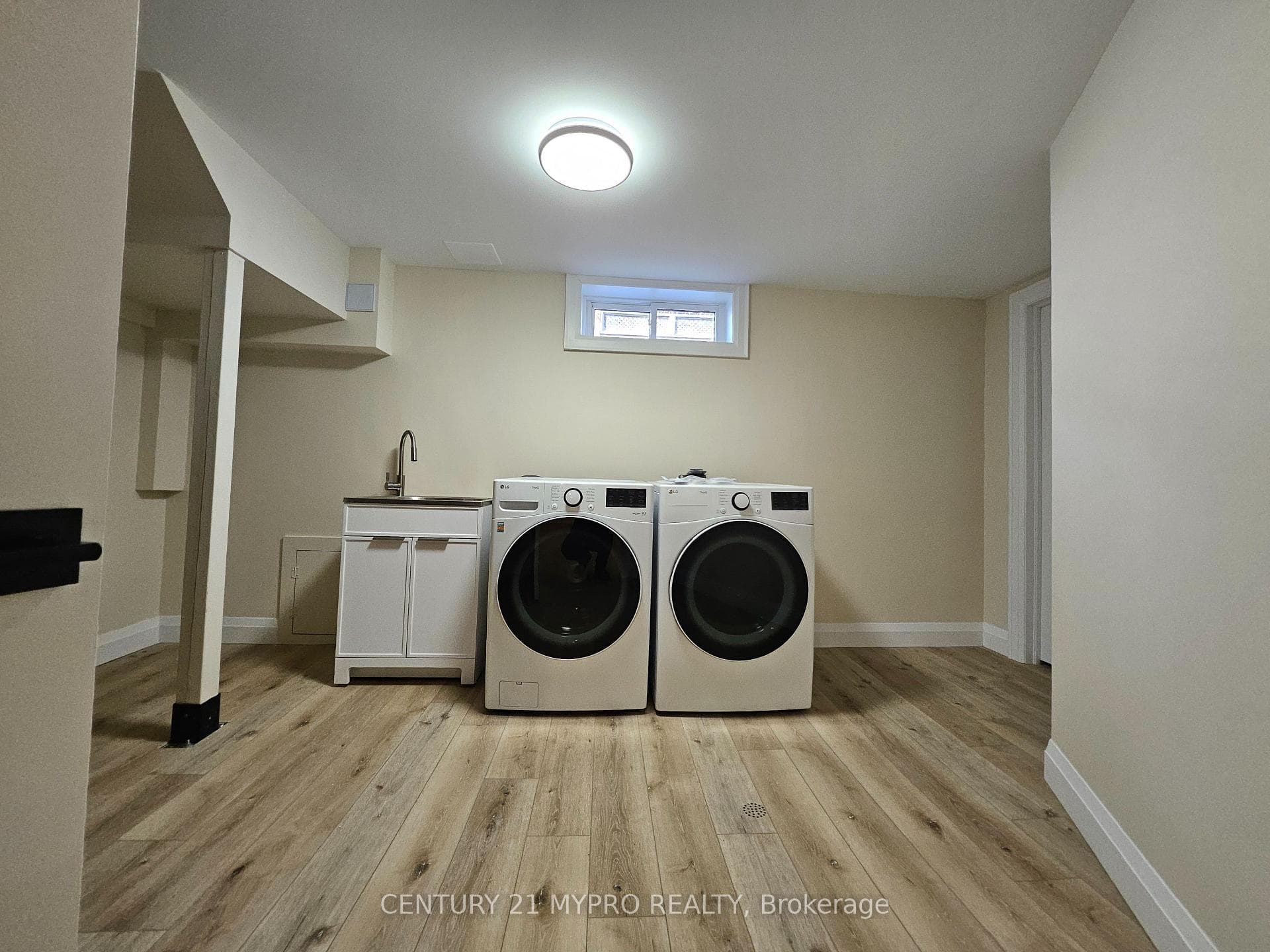2135 Cobblestone Drive photo 24