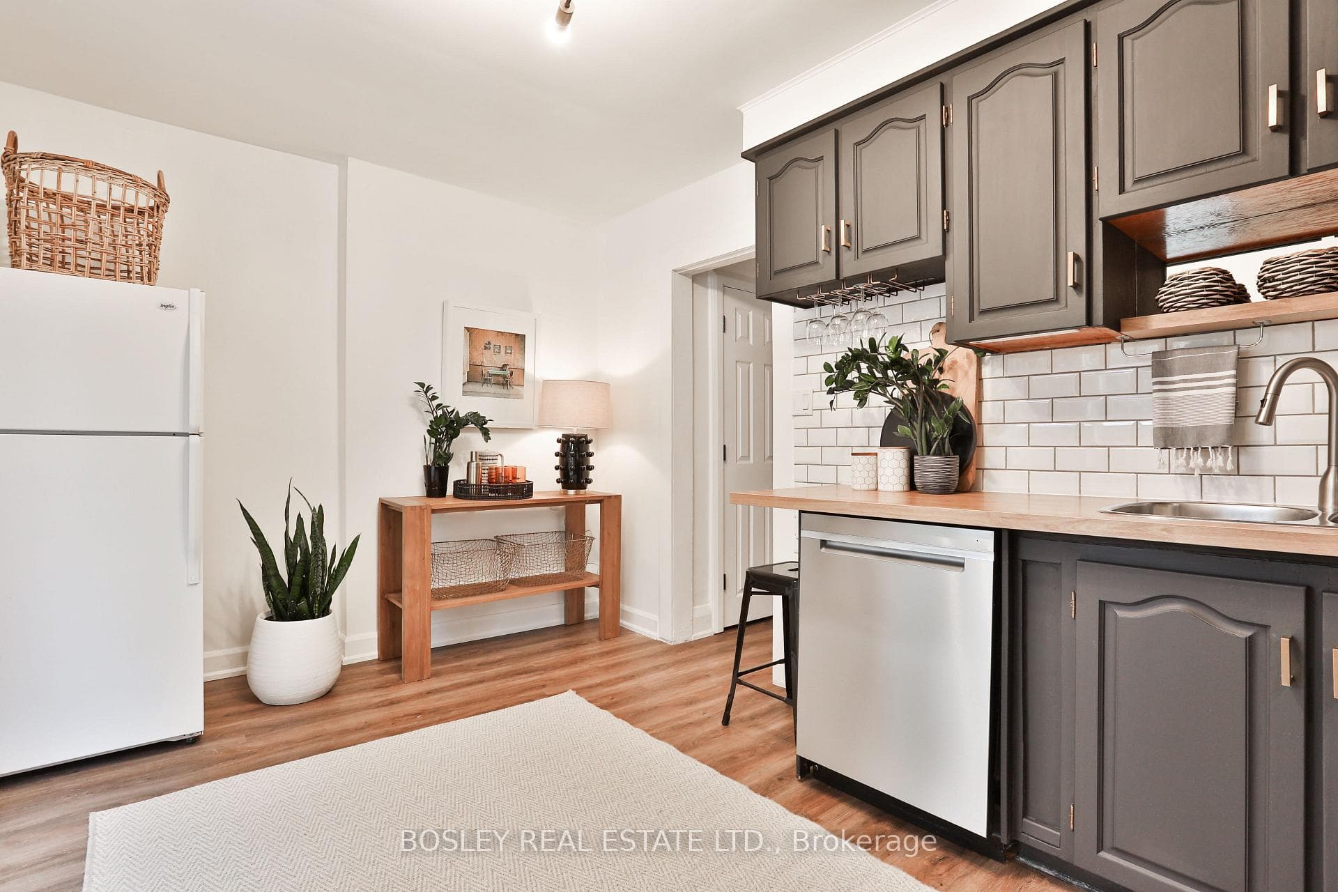 Breakfast nook