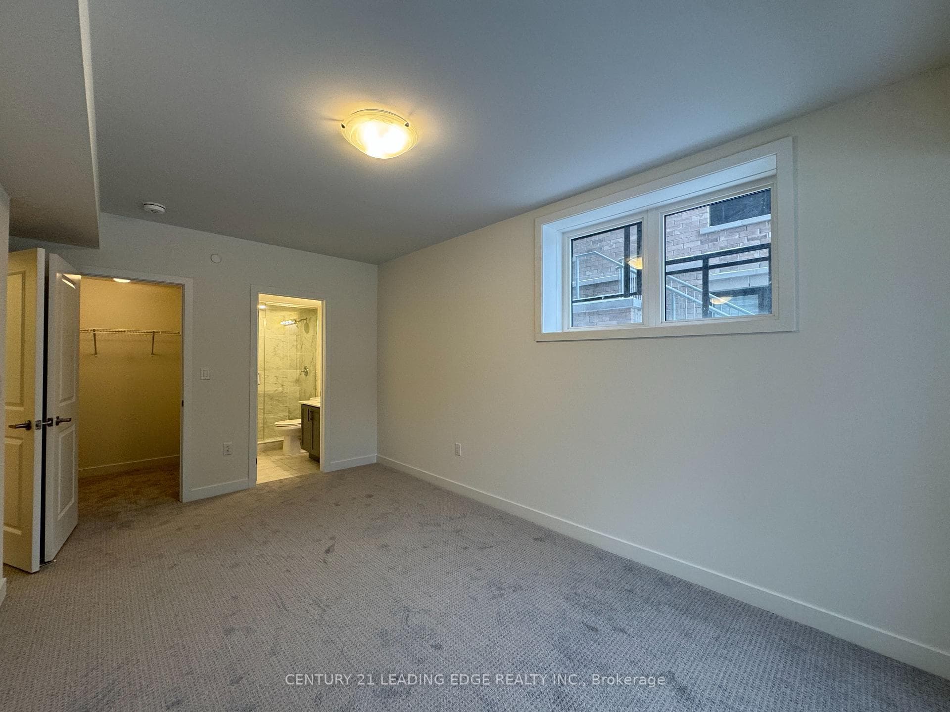 58 Elizabeth Street Unit 2108 photo 22