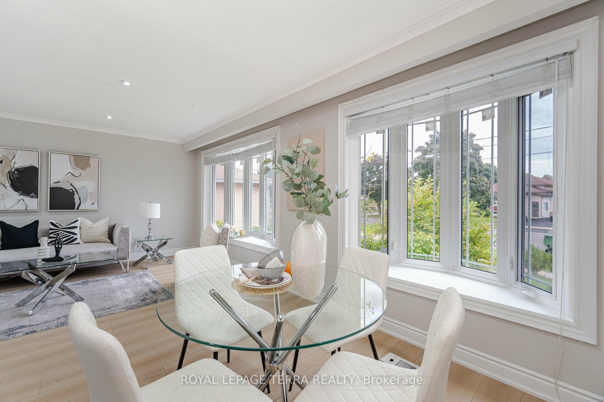 114 Milford Haven Drive photo 11