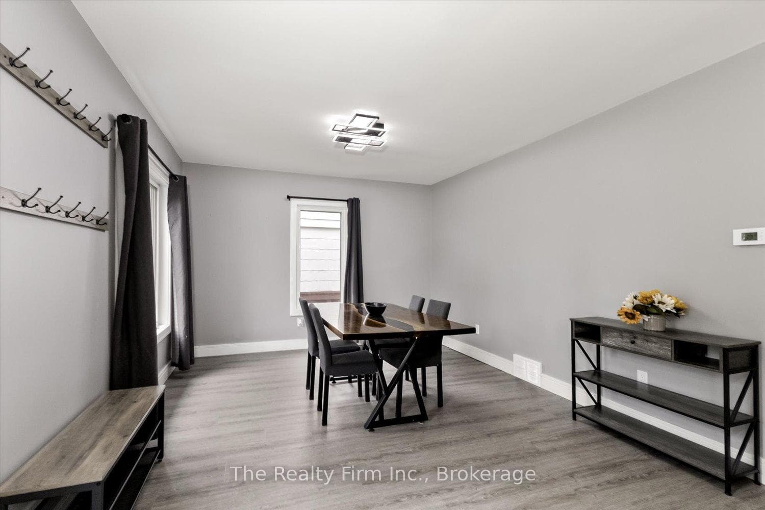 374 West Gore Street photo 18
