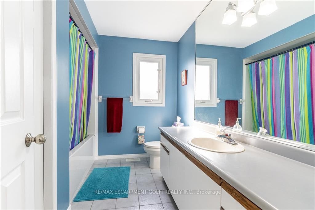 162 Delancey Boulevard photo 20