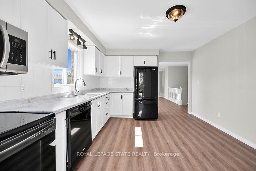 143 Terni Boulevard photo 15