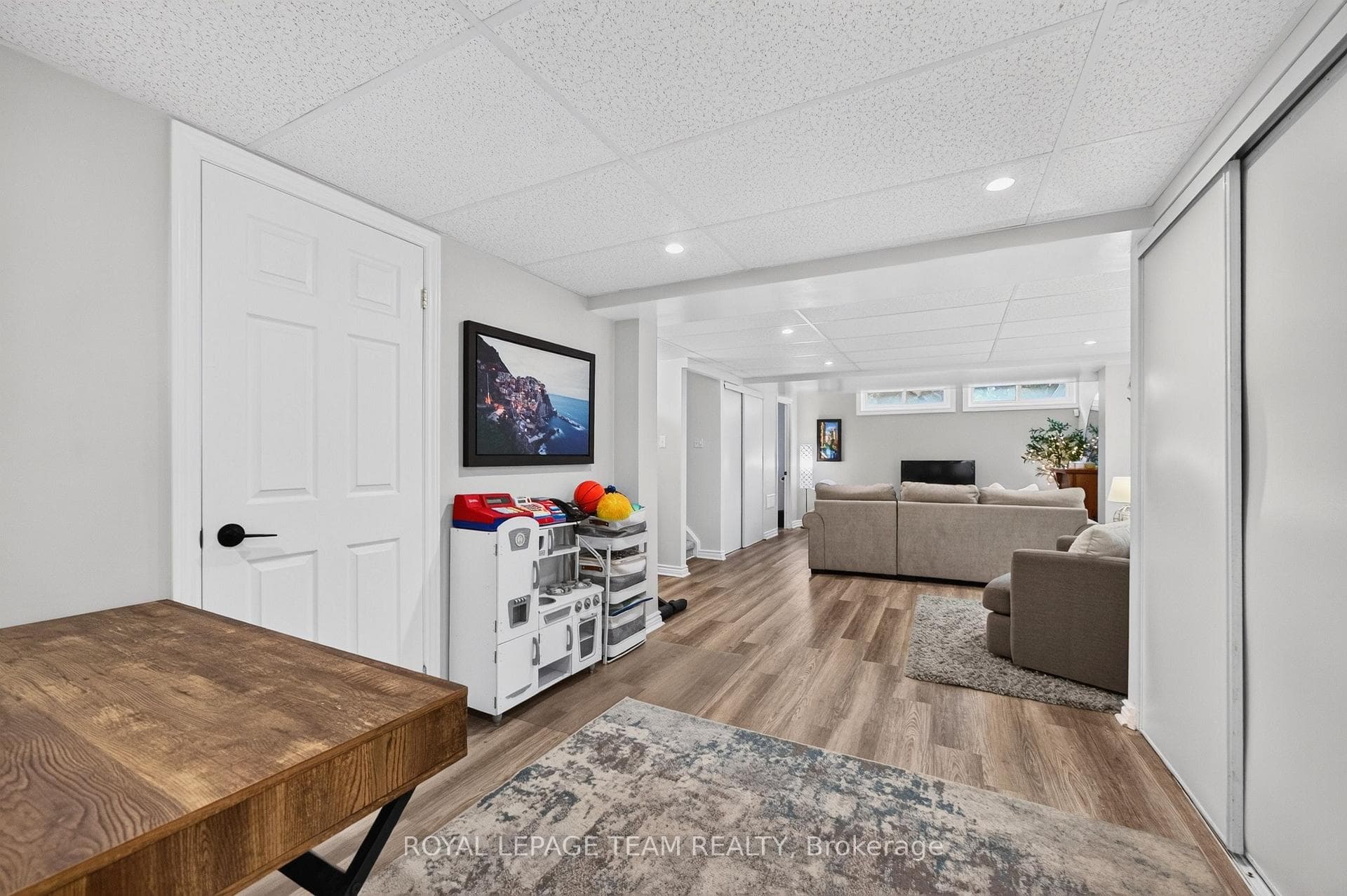 191 Windhurst Drive photo 36