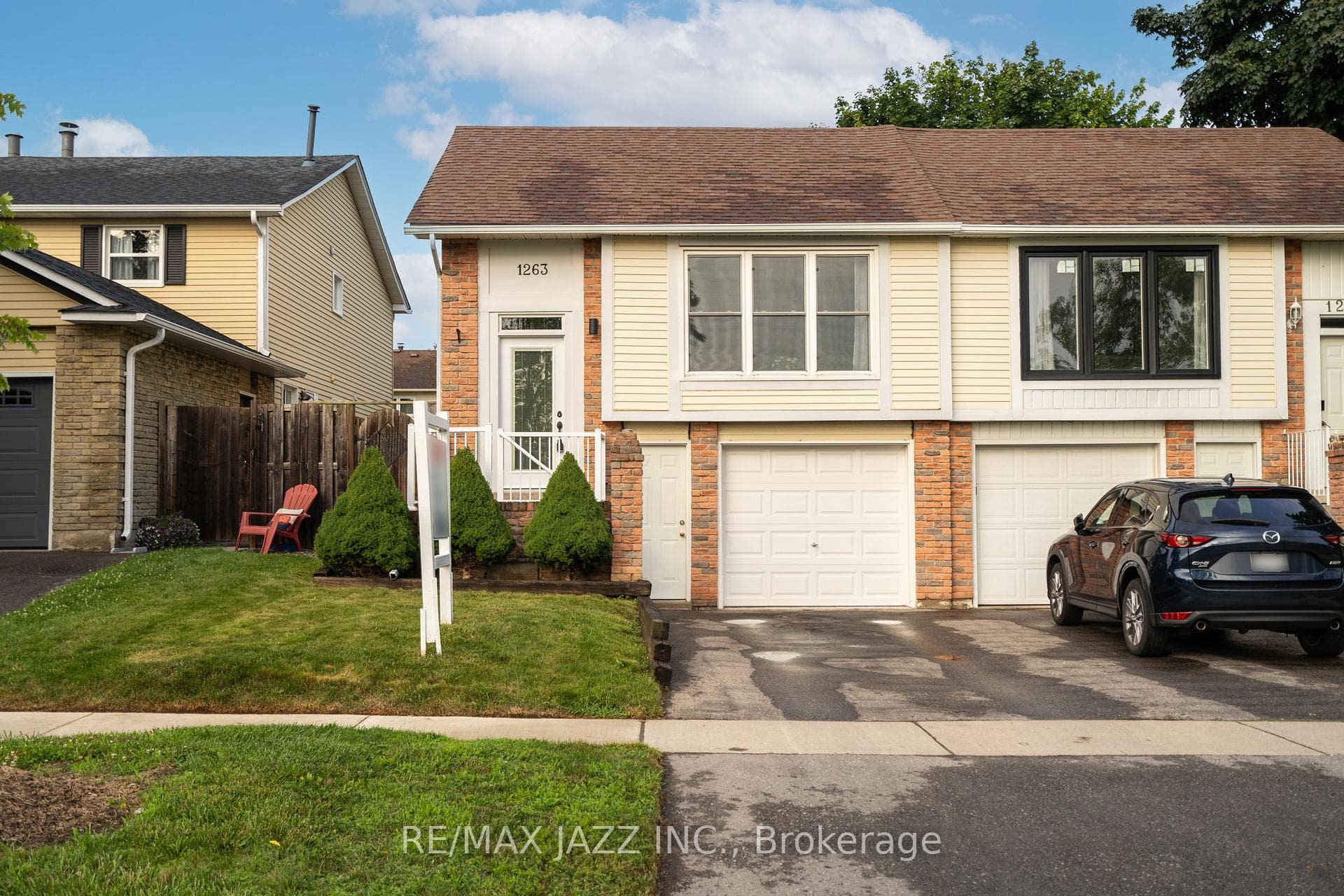 1263 Northbrook Street photo 38