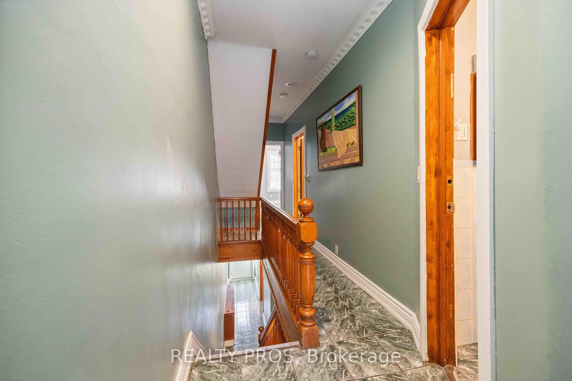 33 Lansdowne Avenue photo 18