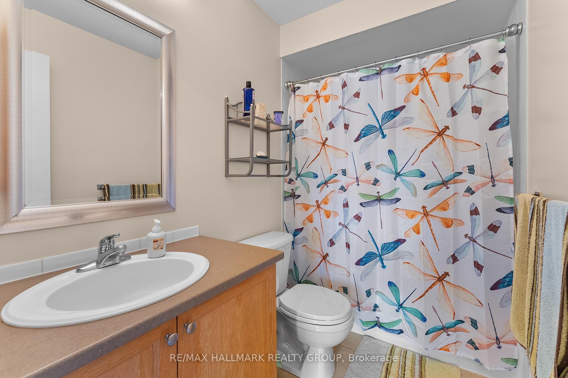 2250 Silverado Crescent photo 18