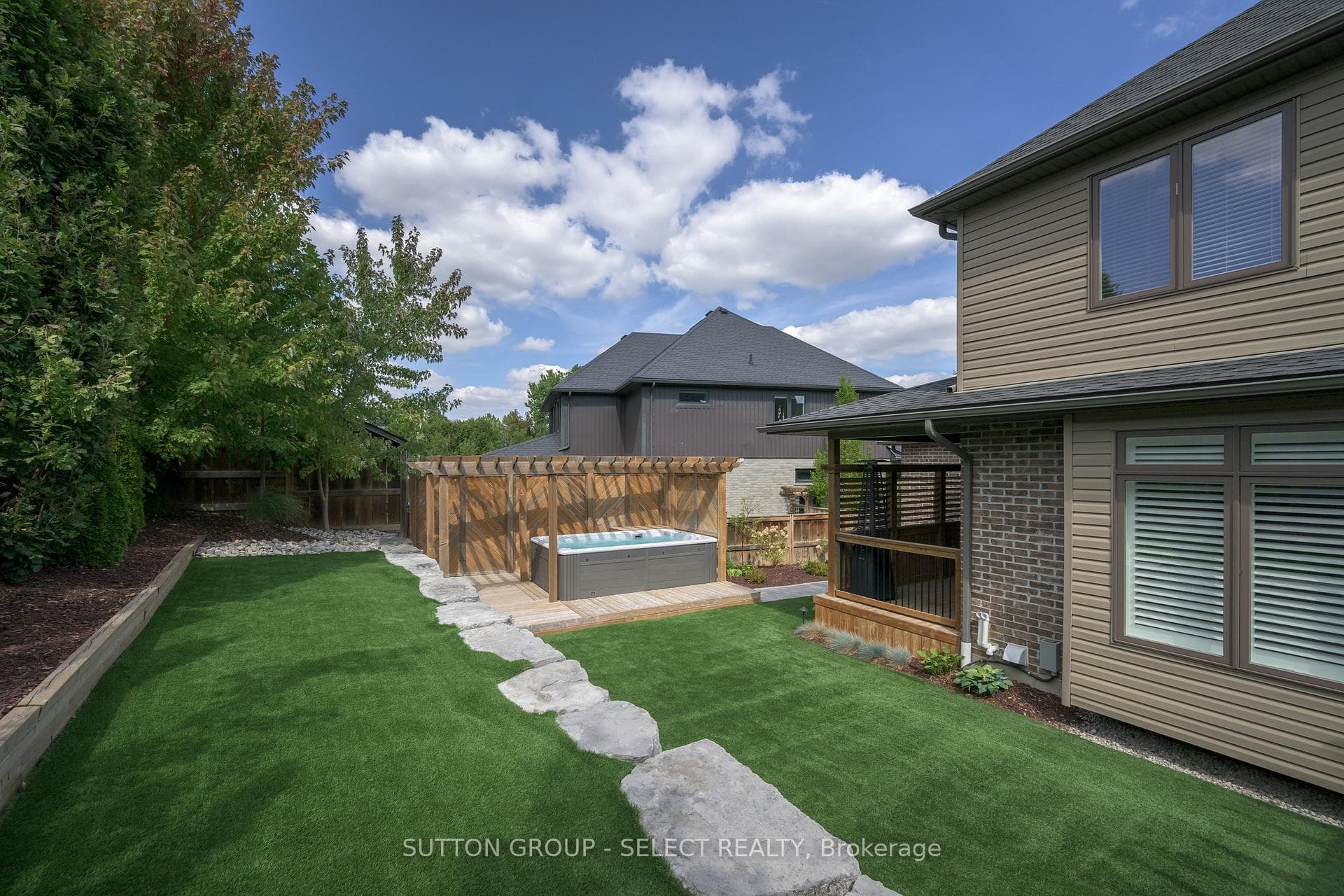 216 Martin Drive photo 42