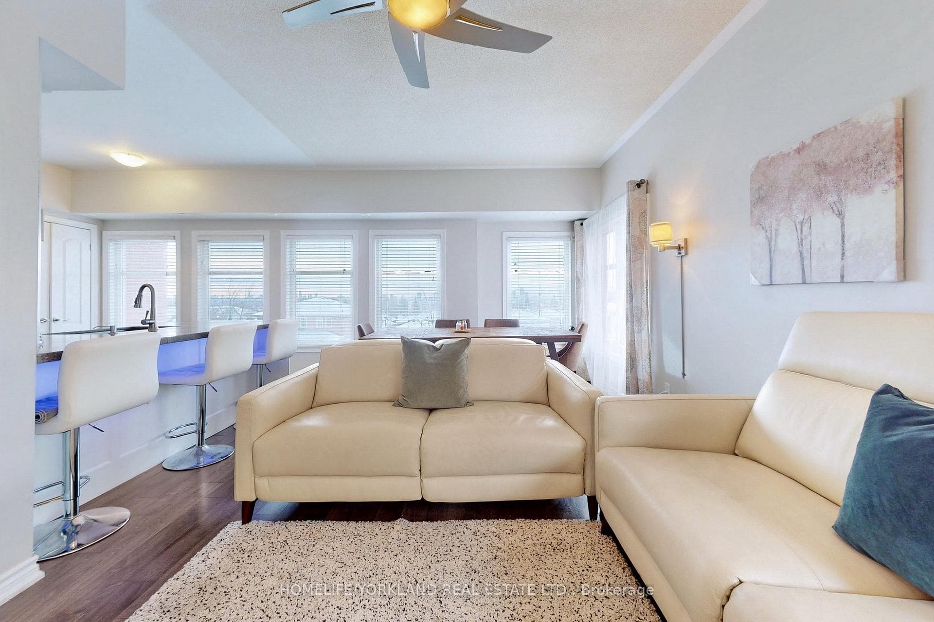 65 Cranborne Avenue Unit 207 photo 7