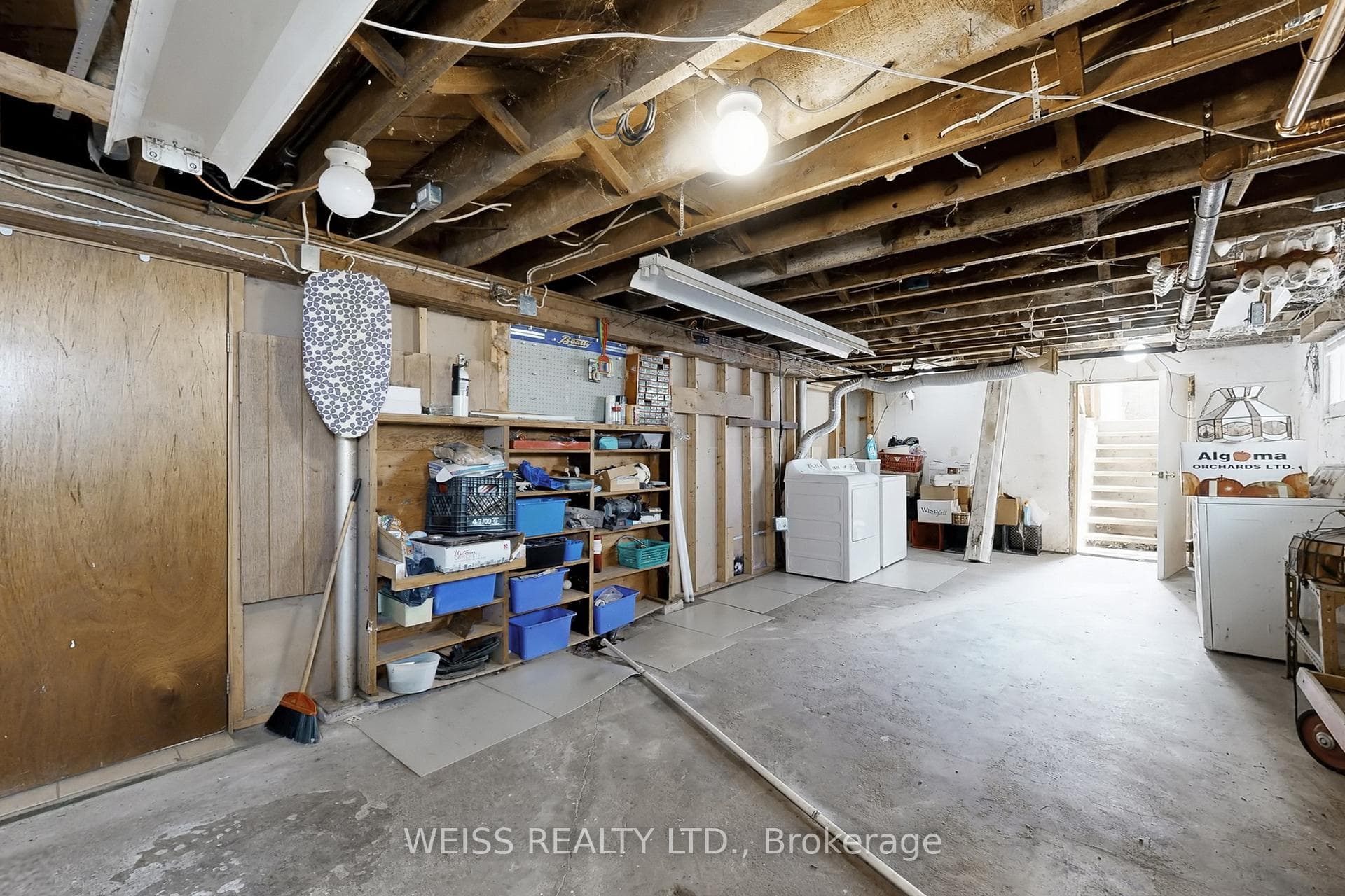 261 Wolsely Street photo 28