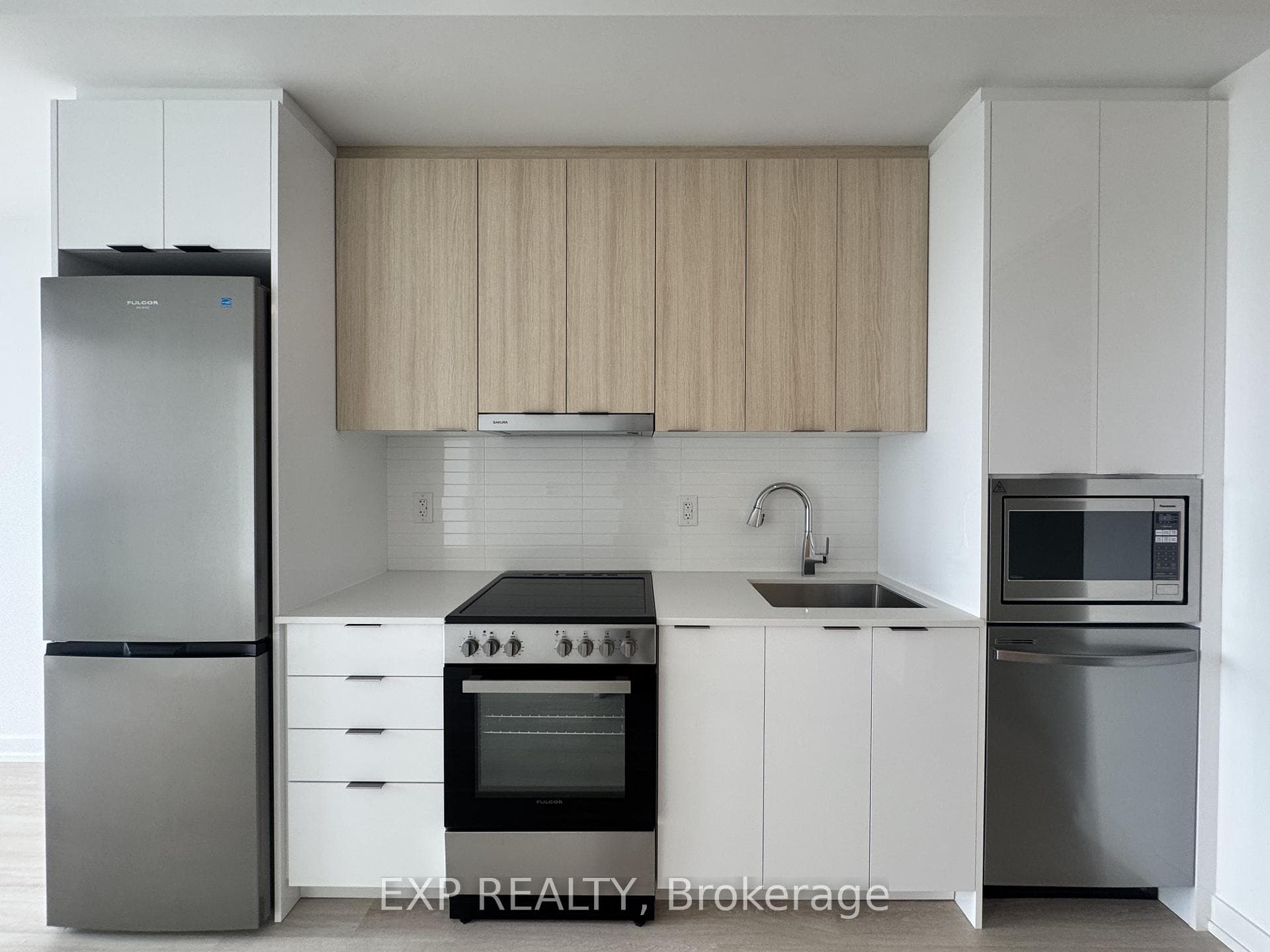 9751 Markham Road Unit 2009 photo 3