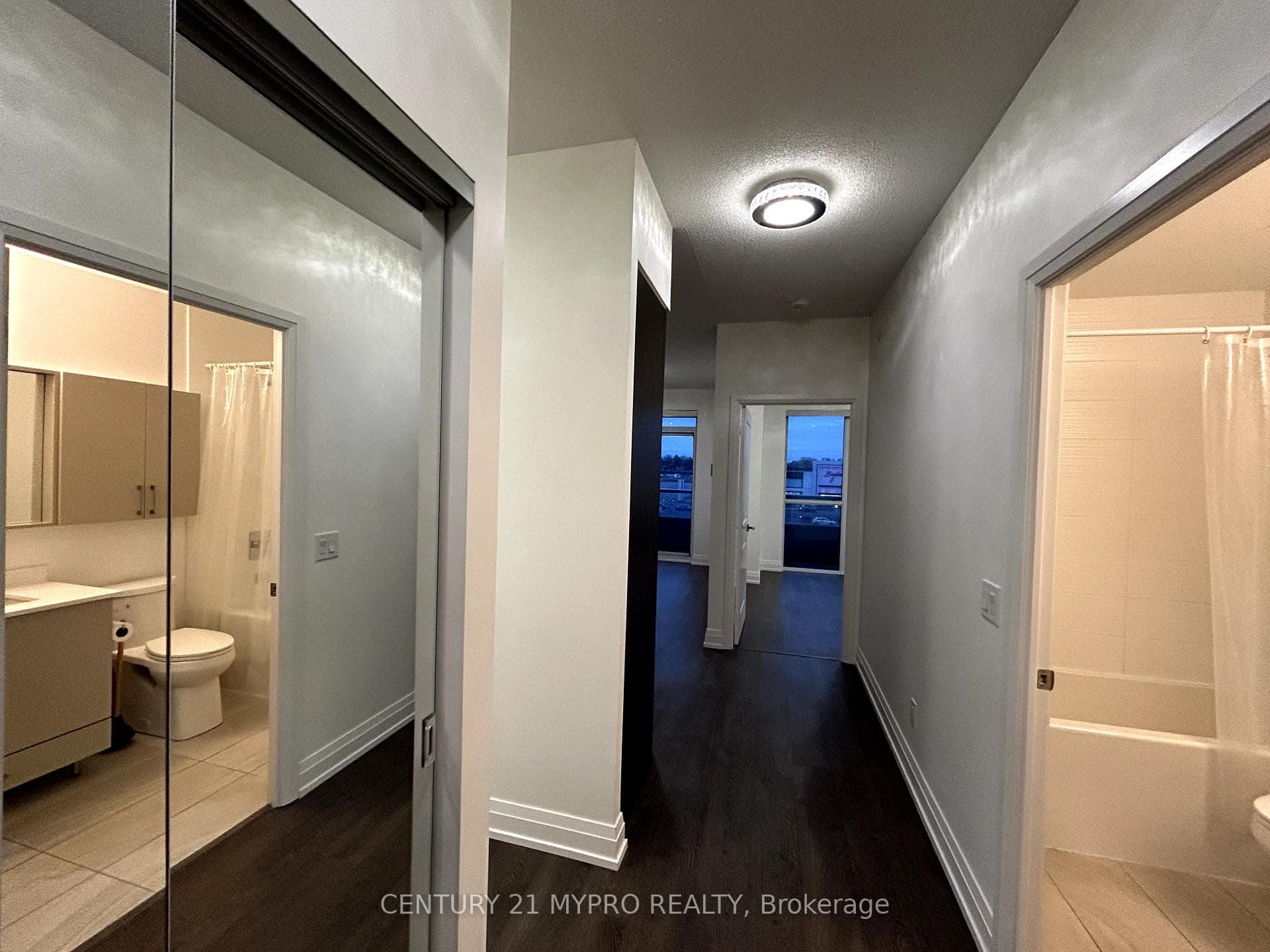 591 Sheppard Avenue Unit 526 photo 7