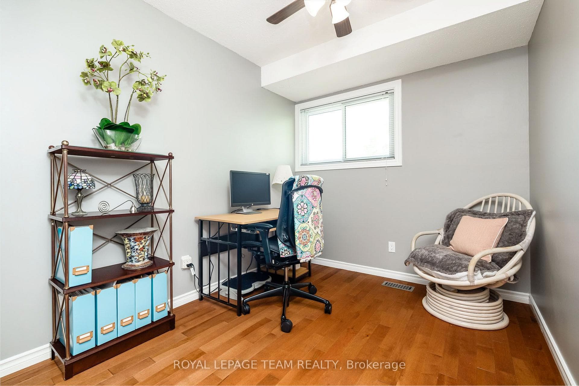 126 McClintock Way photo 17