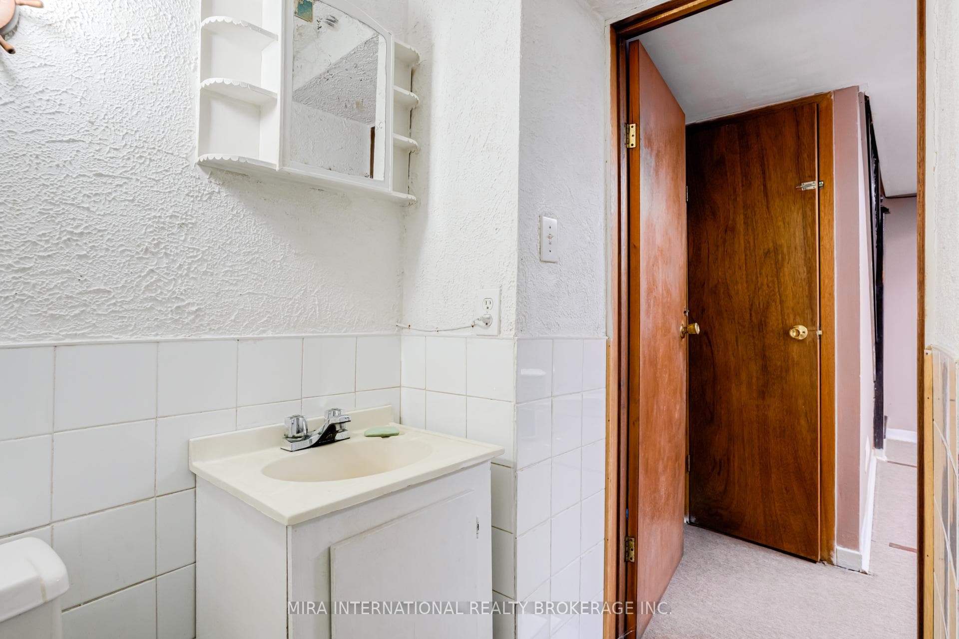 37 Ruskin Avenue photo 25