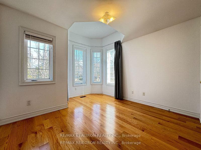 121 Barber Greene Road photo 10