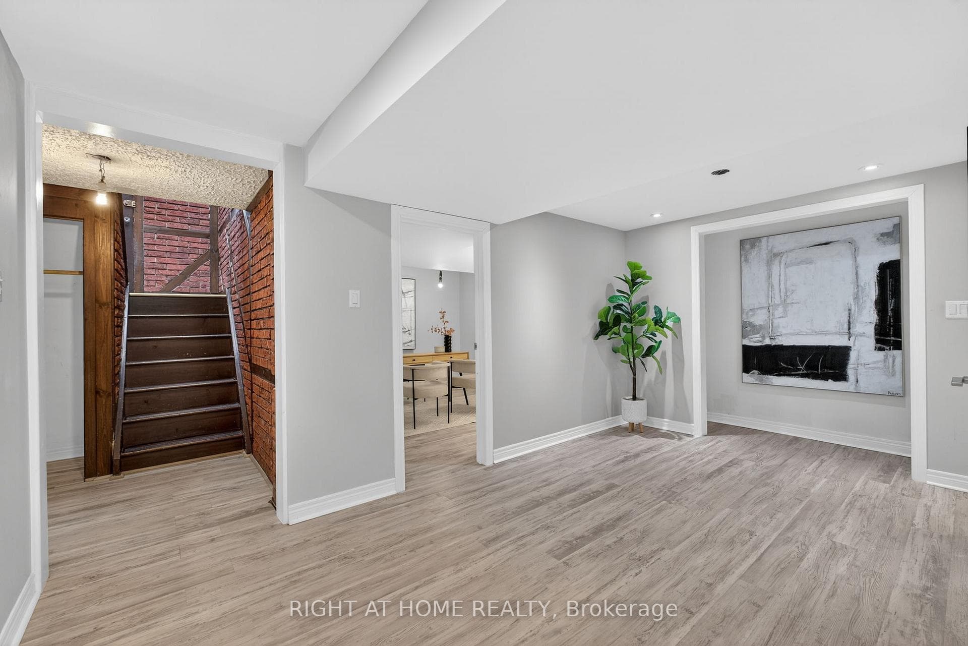 30 Ptarmigan Crescent photo 16