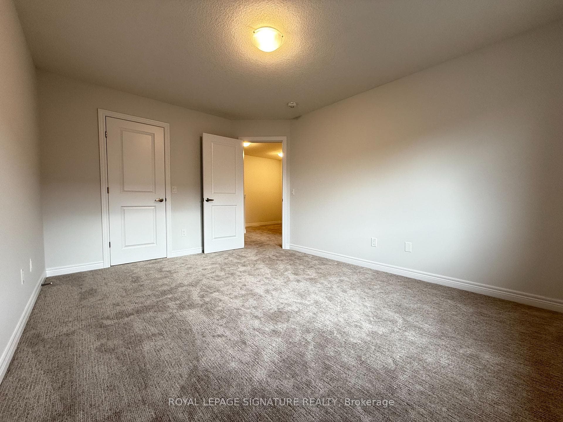 19 Picardy Drive Unit 35 photo 16