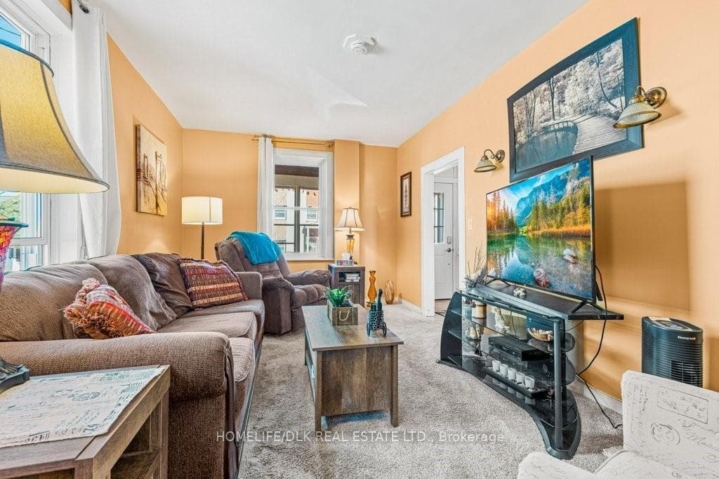 74 VICTORIA Avenue photo 8