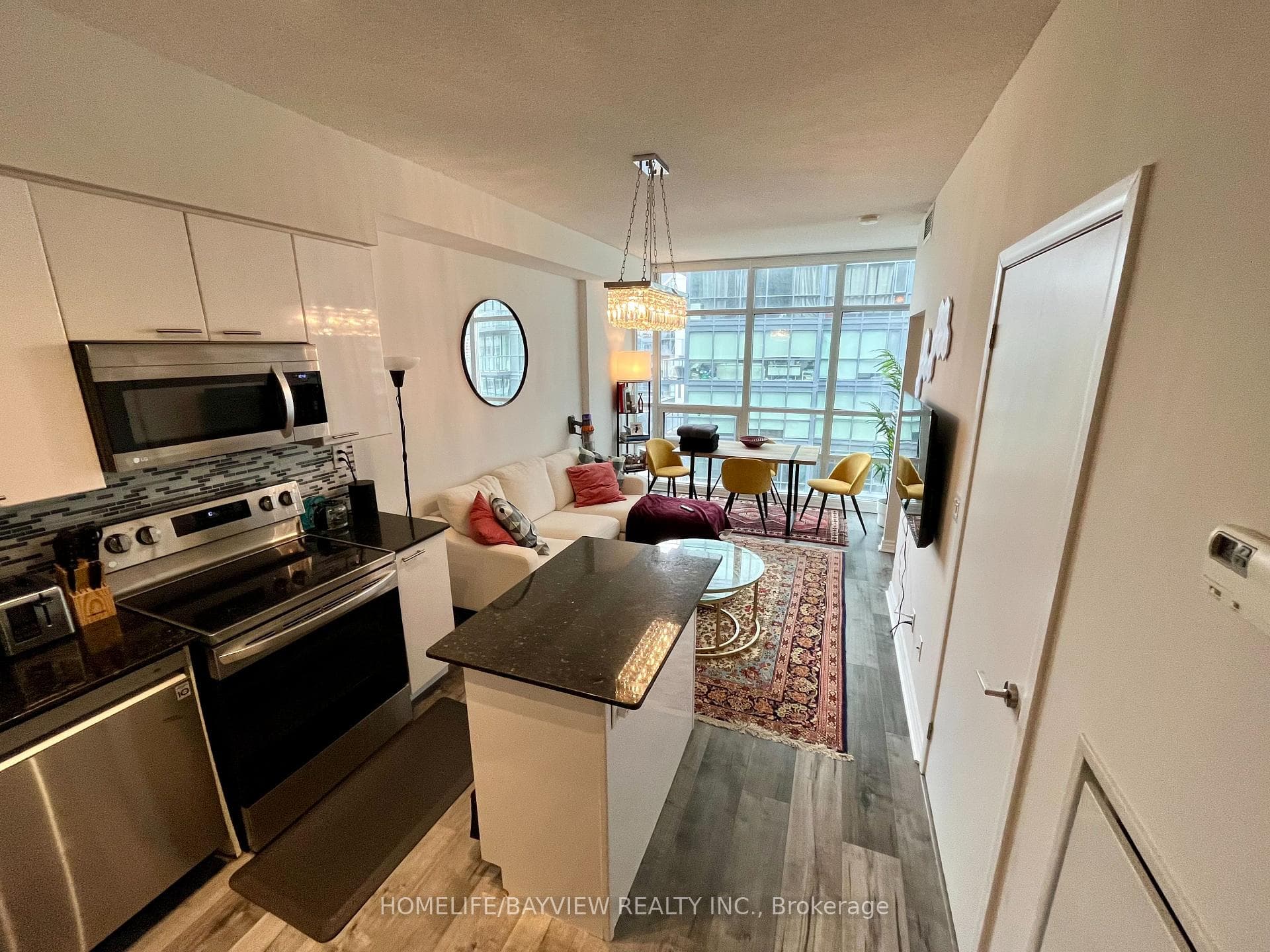 15 Bruyeres Mews Drive Unit 1011 photo 6