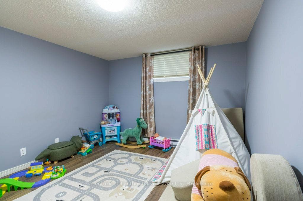 94 NORTH MURRAY Street photo 22