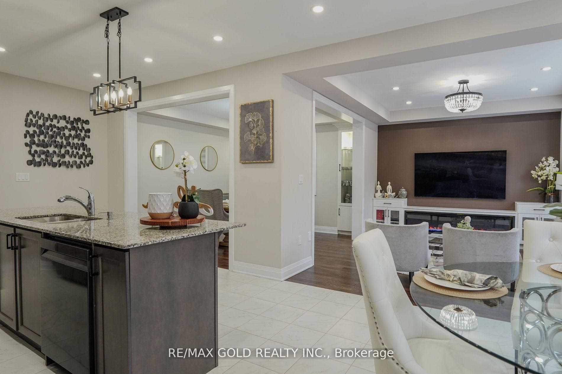 114 Eberly Woods Drive photo 11