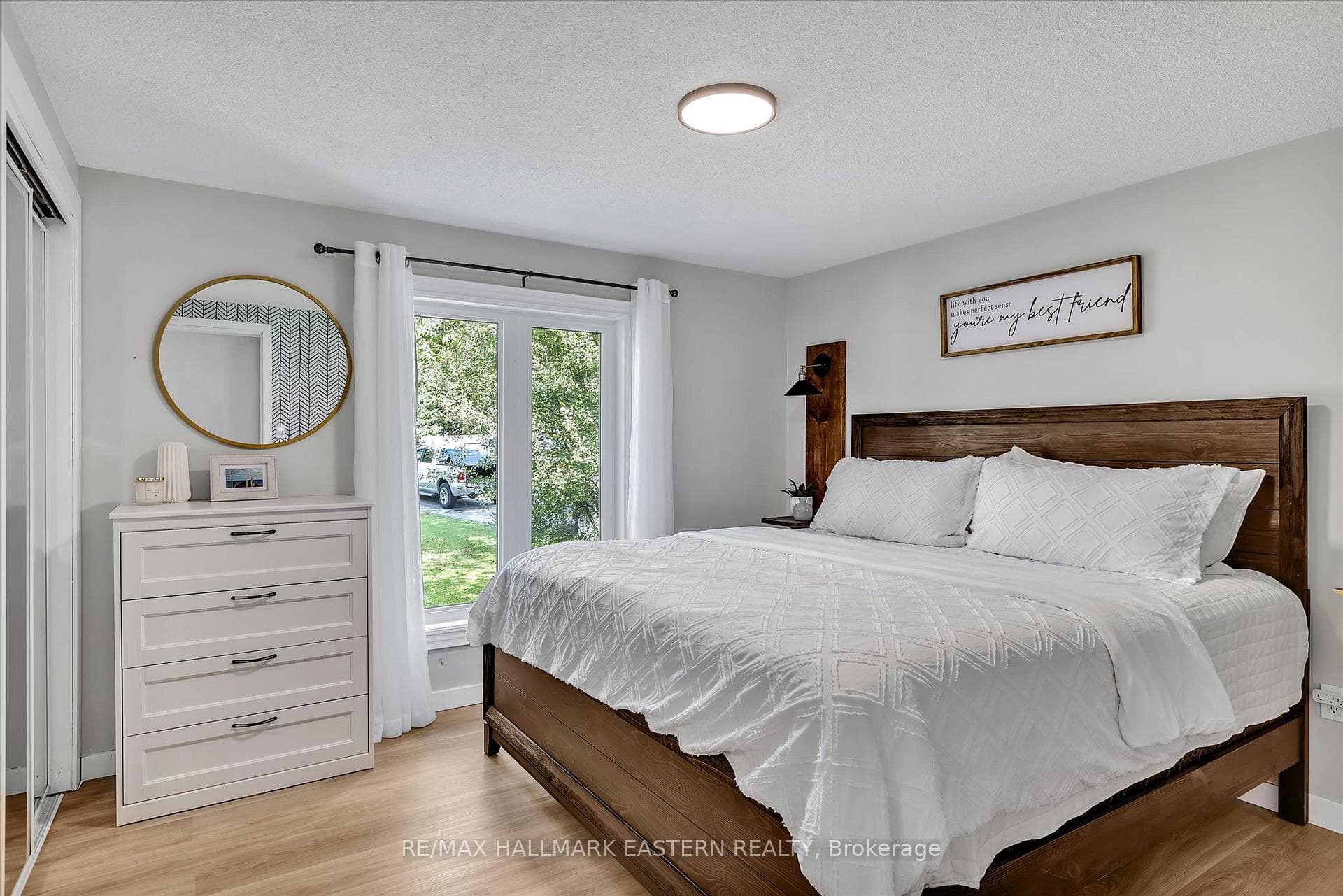 Primary fits a king size bed