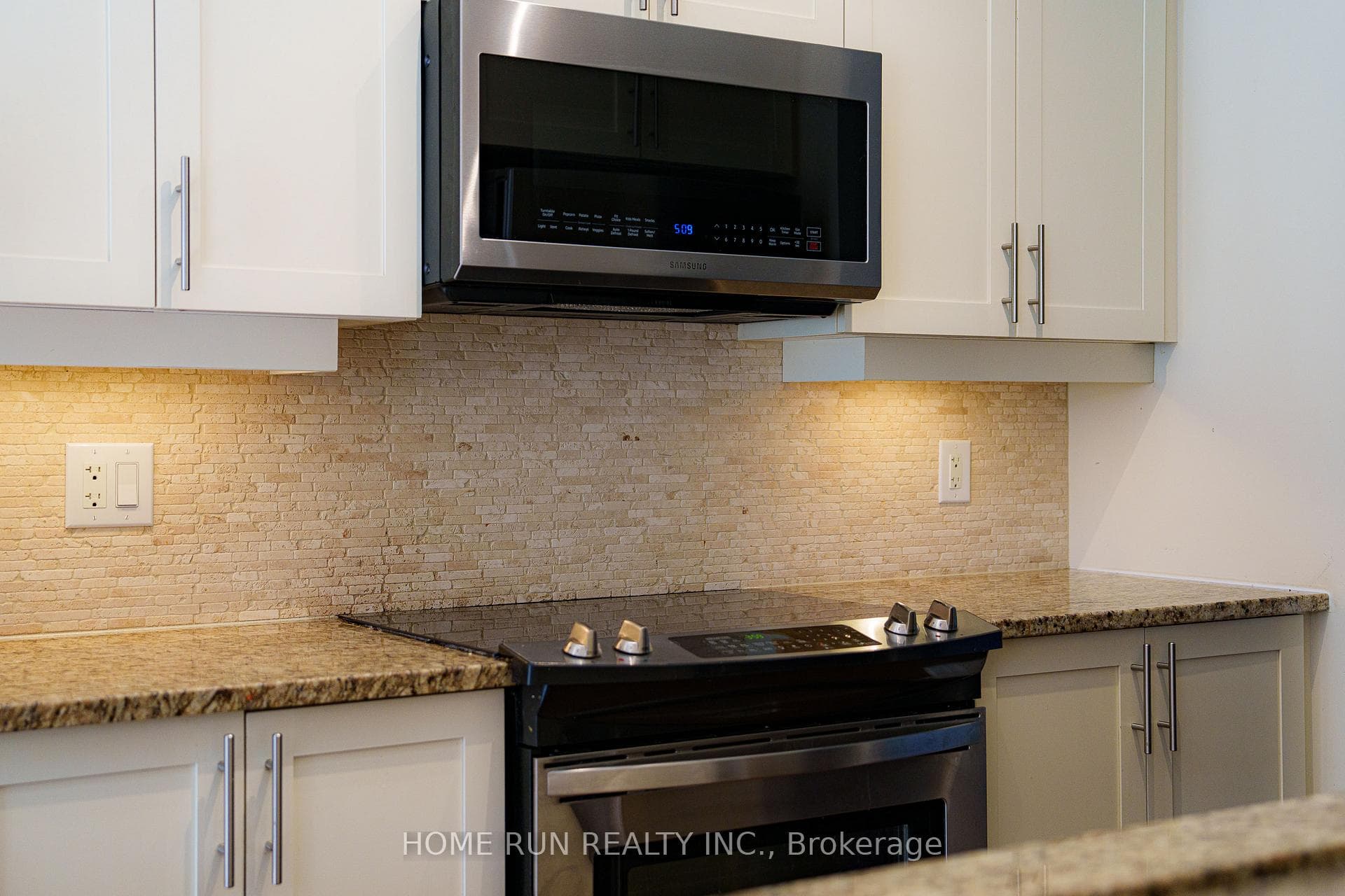 961 Caldermill Private photo 17