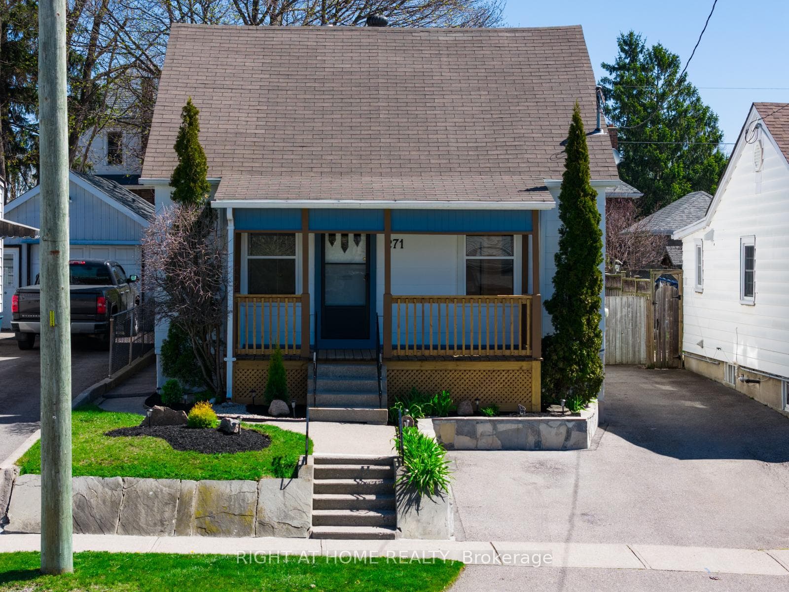 271 Drew Street photo 32
