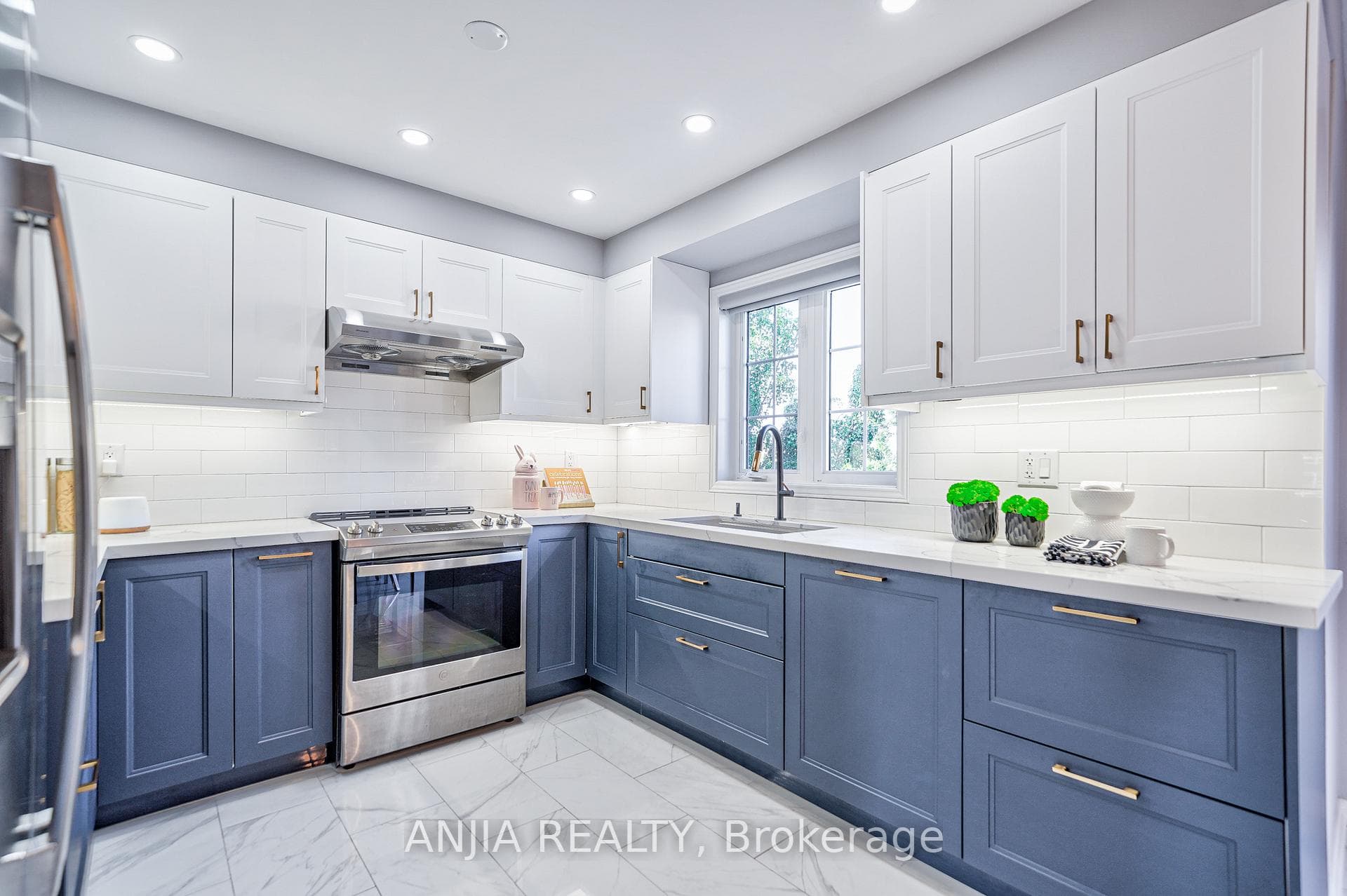 60 Thoroughbred Way photo 19