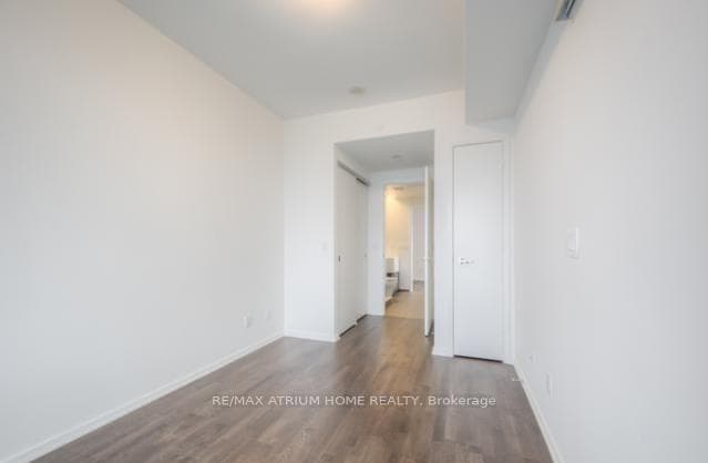 1 Bloor Street Unit 5009 photo 5