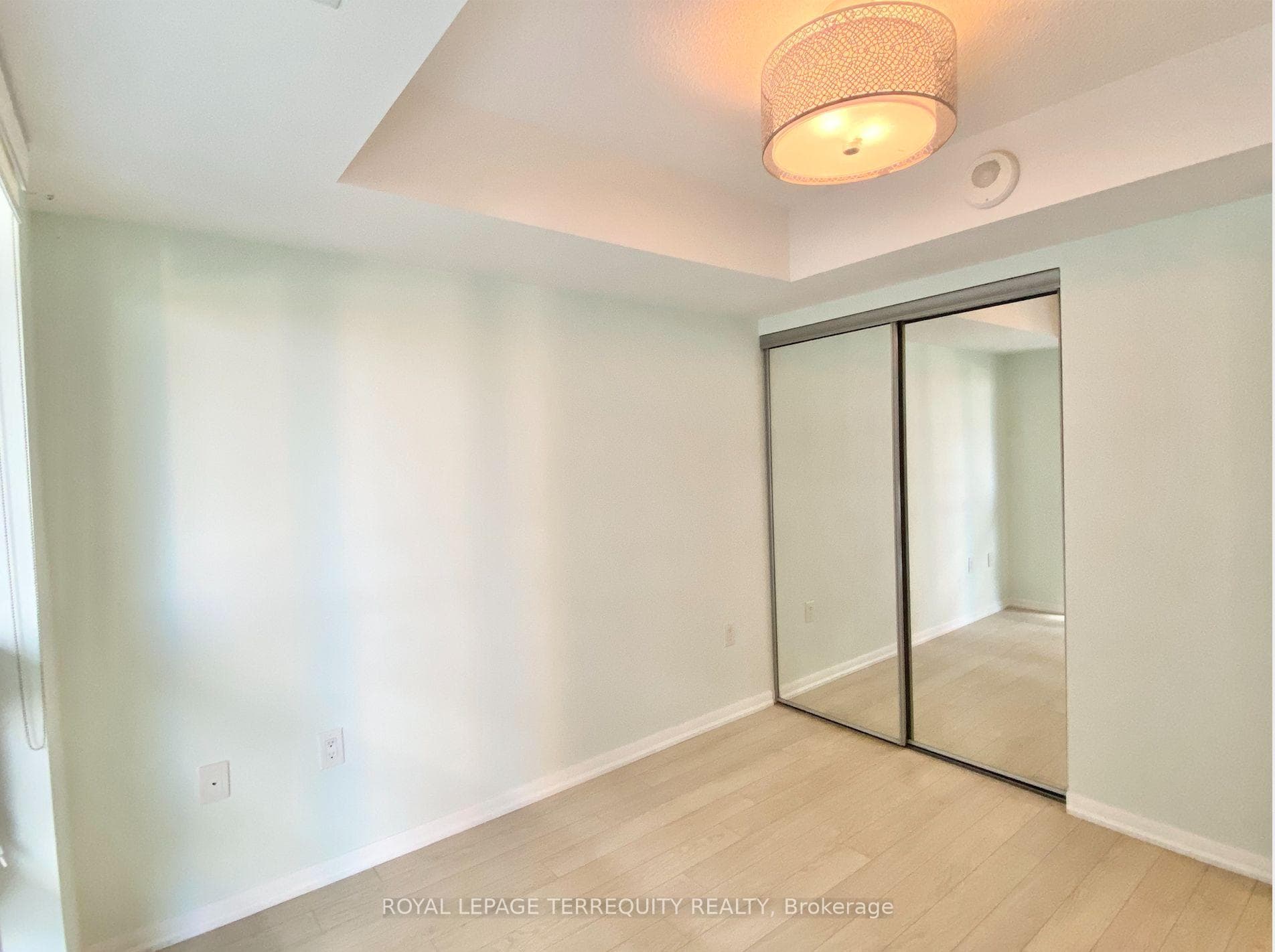 3091 Dufferin Street Unit 212 photo 8