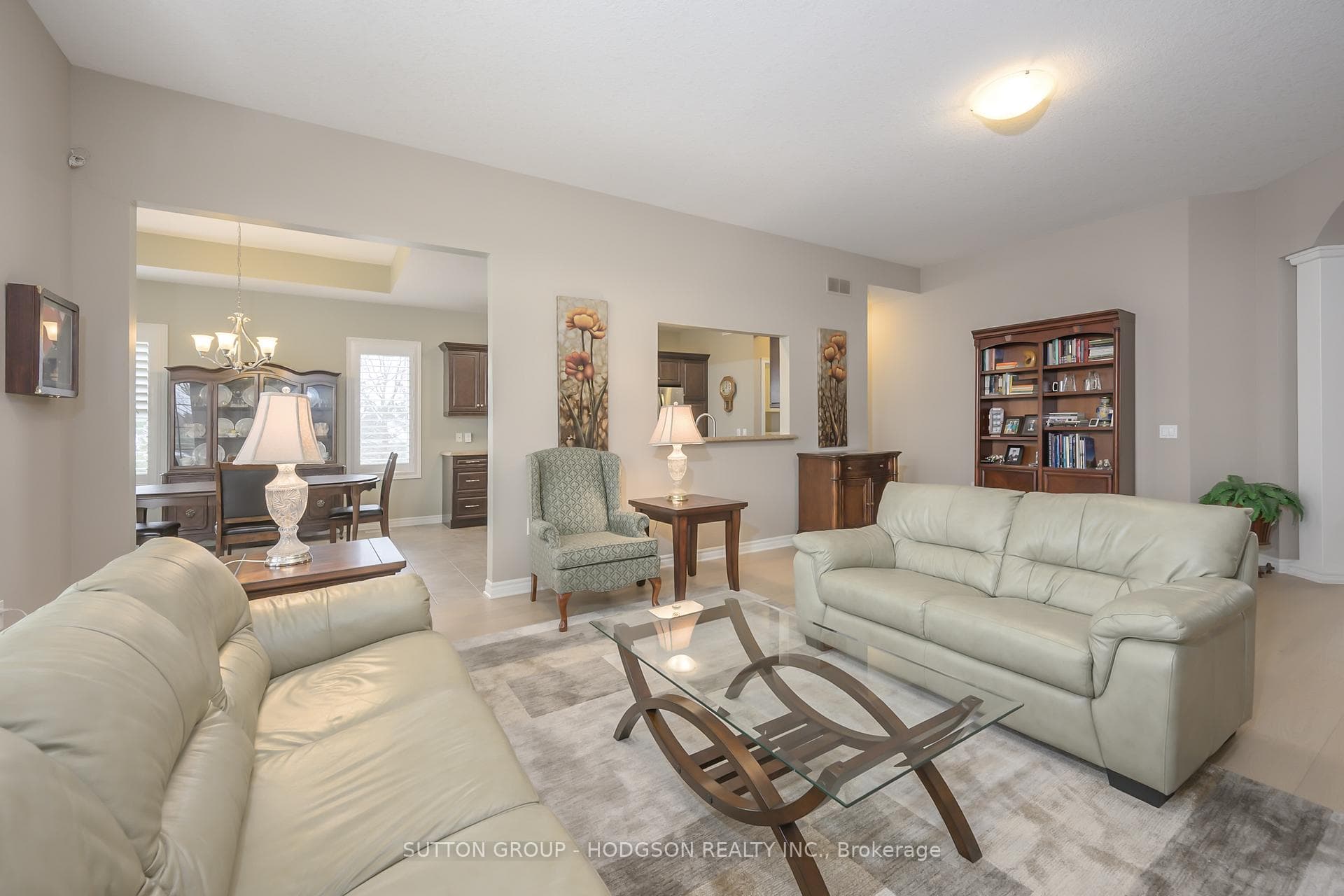 2548 Marlene Stewart Place photo 9
