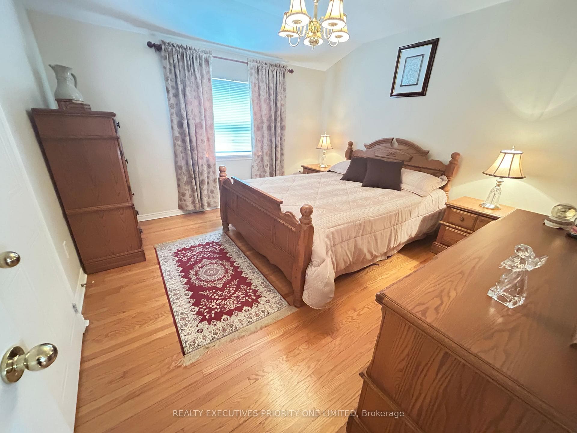 224 Caledonia Road photo 10