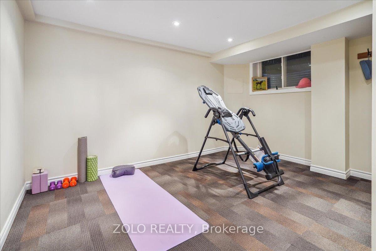 2070 Watson Drive photo 30