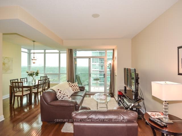 1910 Lake Shore Boulevard Unit 1504 photo 8